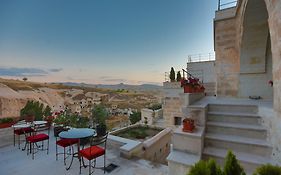 Fairyland Cave Hotel